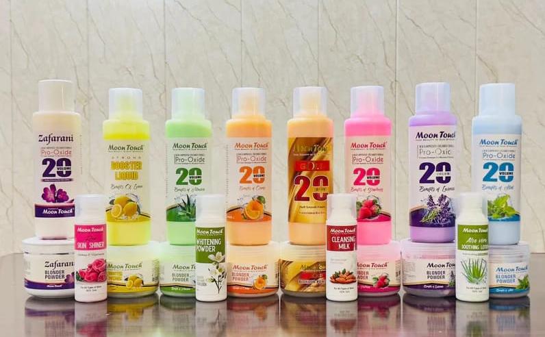 Fruity Pink Skin Polisher (Volume+Blonder)